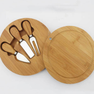 Tabla Queso Bambu 25cm para Chile – ChickShop. Tabla de queso redonda de bambú 25cm con 3 accesorios ChickShop Chile.